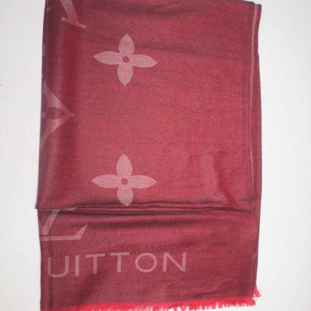 Authentic Louis Vuitton Wrap Scarf 60% Wool 40% Acrylic Stole Shawl Maroon Used. - Picture 9 of 10
